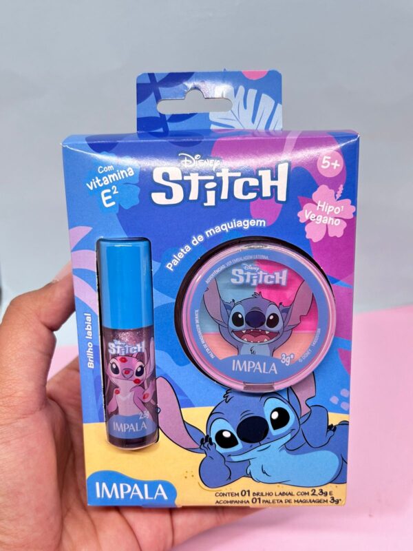 2867 KIT STITCH BRILHO LABIAL + PALETA DE MAQUIAGEM